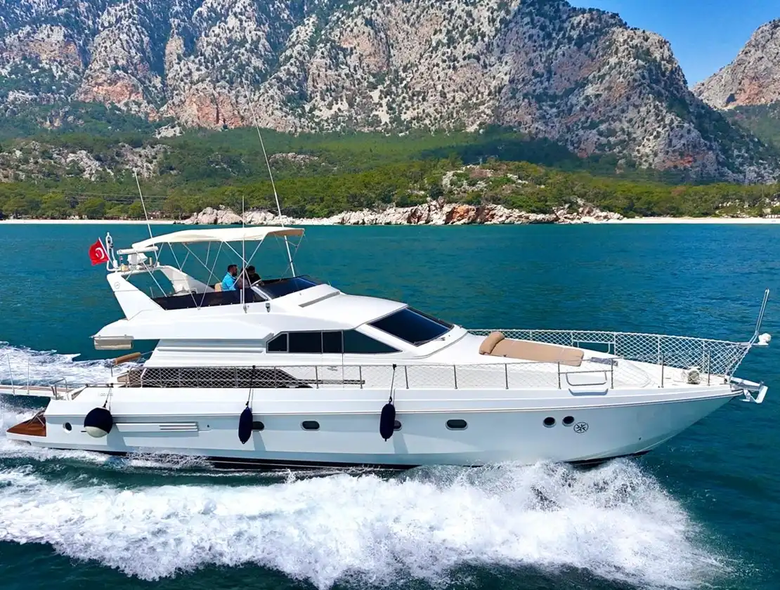 Konyaalti Yacht Charter | Mochi Craft 20M Luxury Motor Yacht